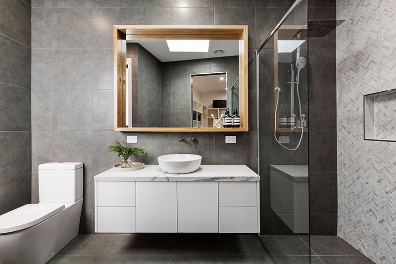 Bathroom Image 8